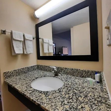 Americas Best Value Inn Moline Exterior photo