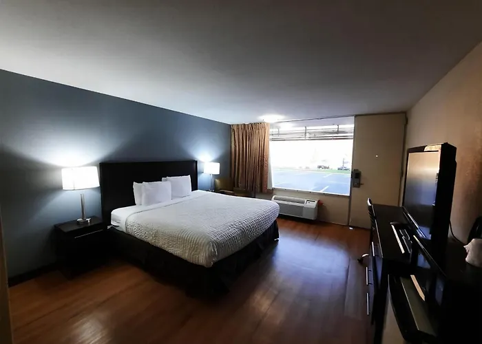 Americas Best Value Inn Moline