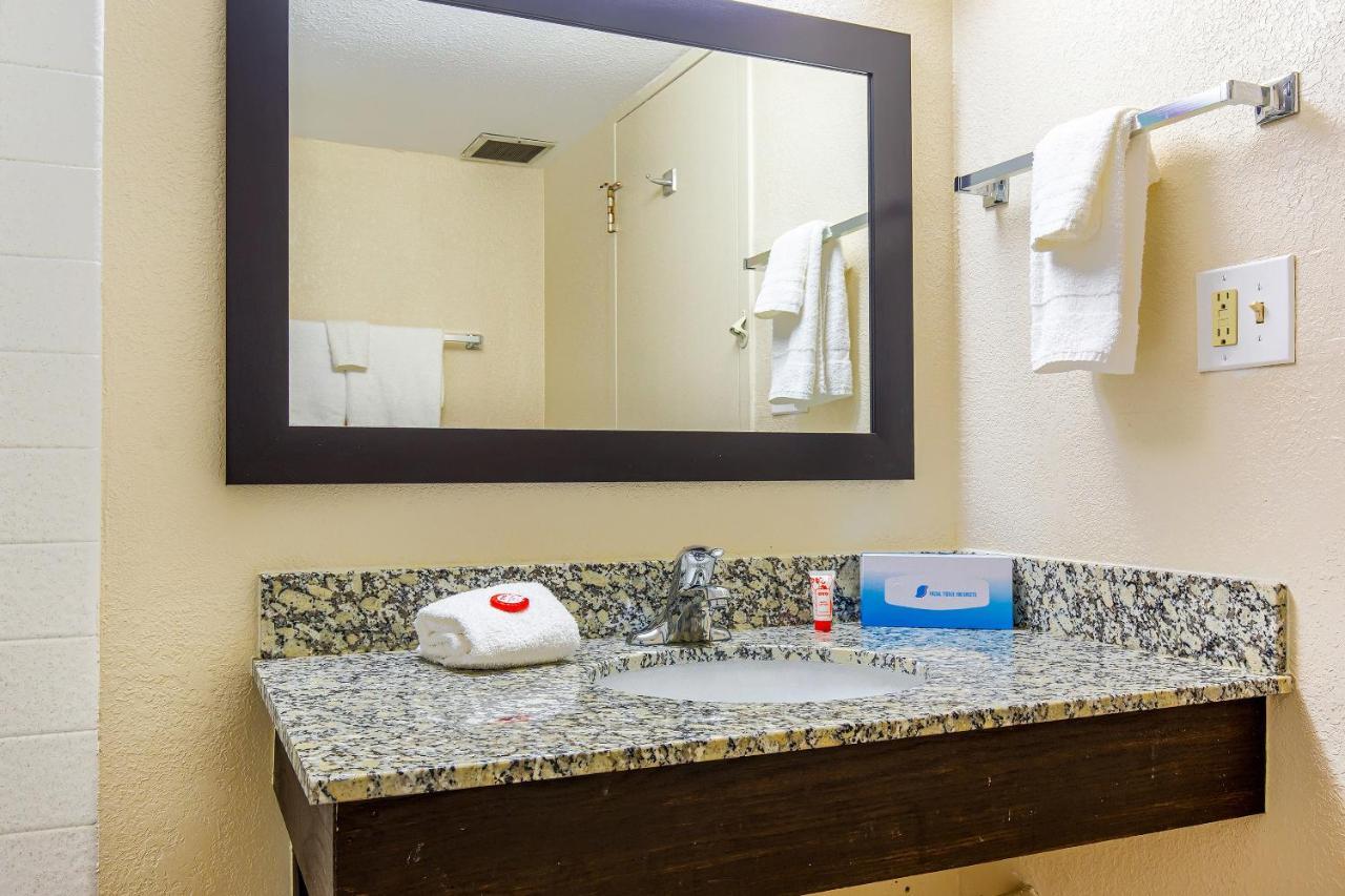 Americas Value Hotel 3*