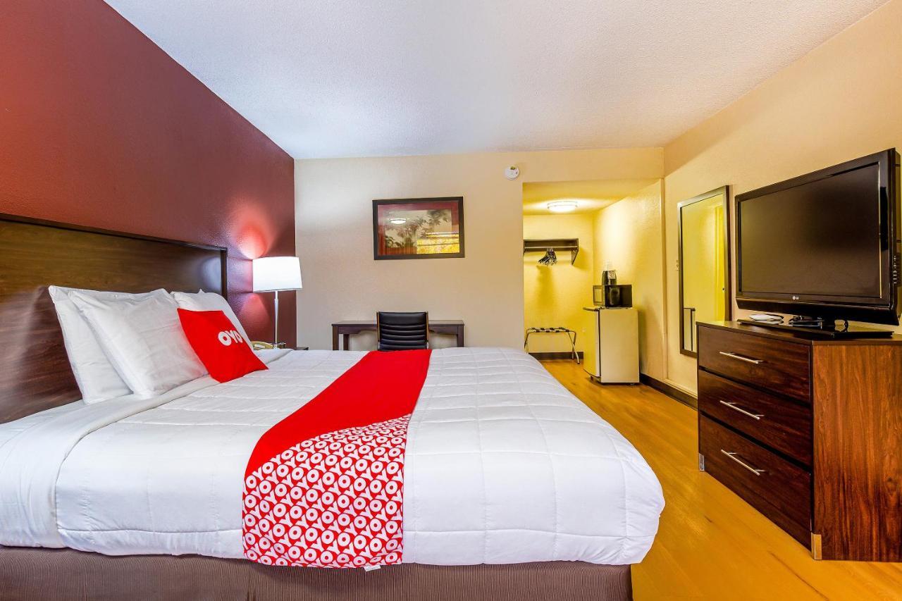 Americas Value Hotel Moline