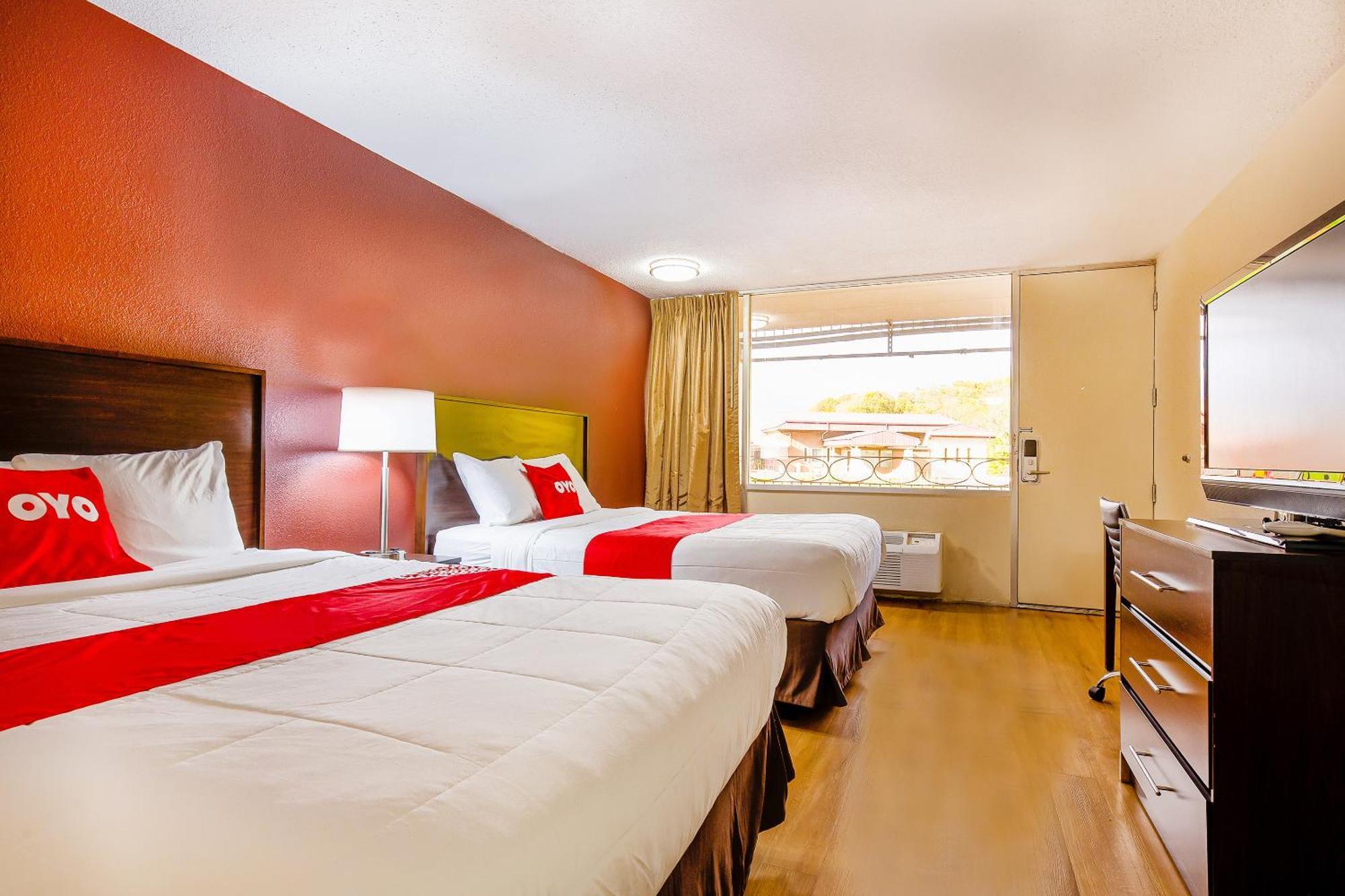 Americas Value Hotel 3*