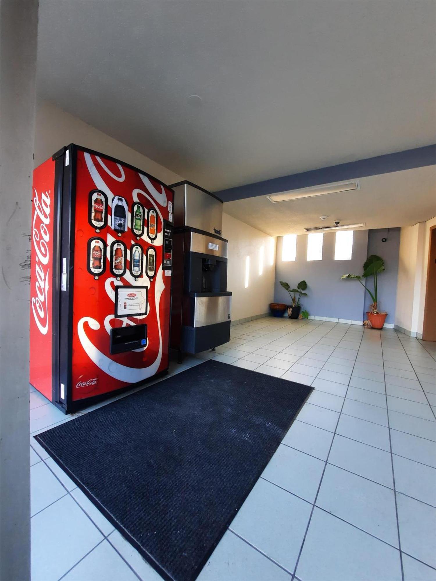 Americas Value Hotel