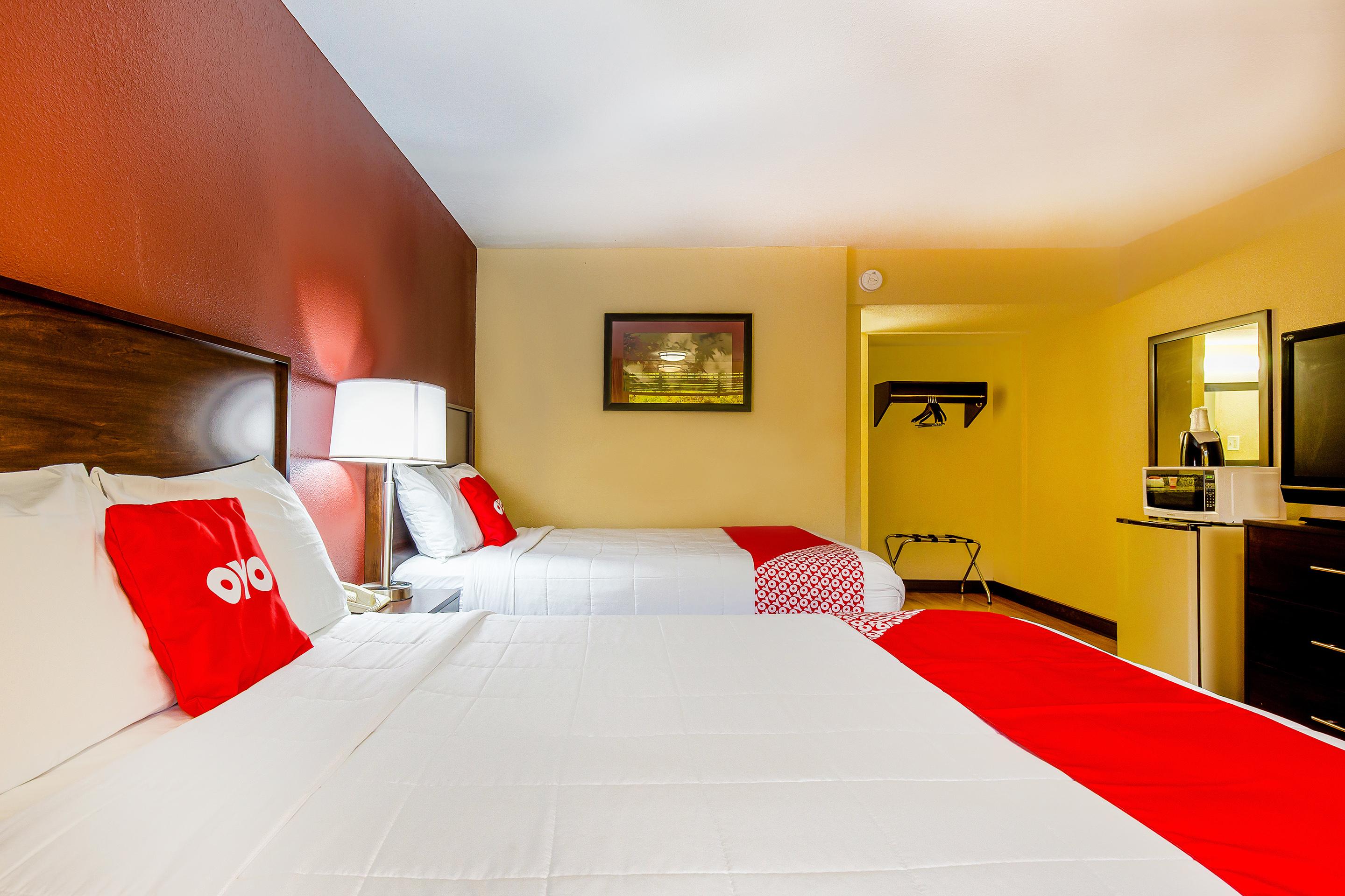 Americas Value Hotel 3*