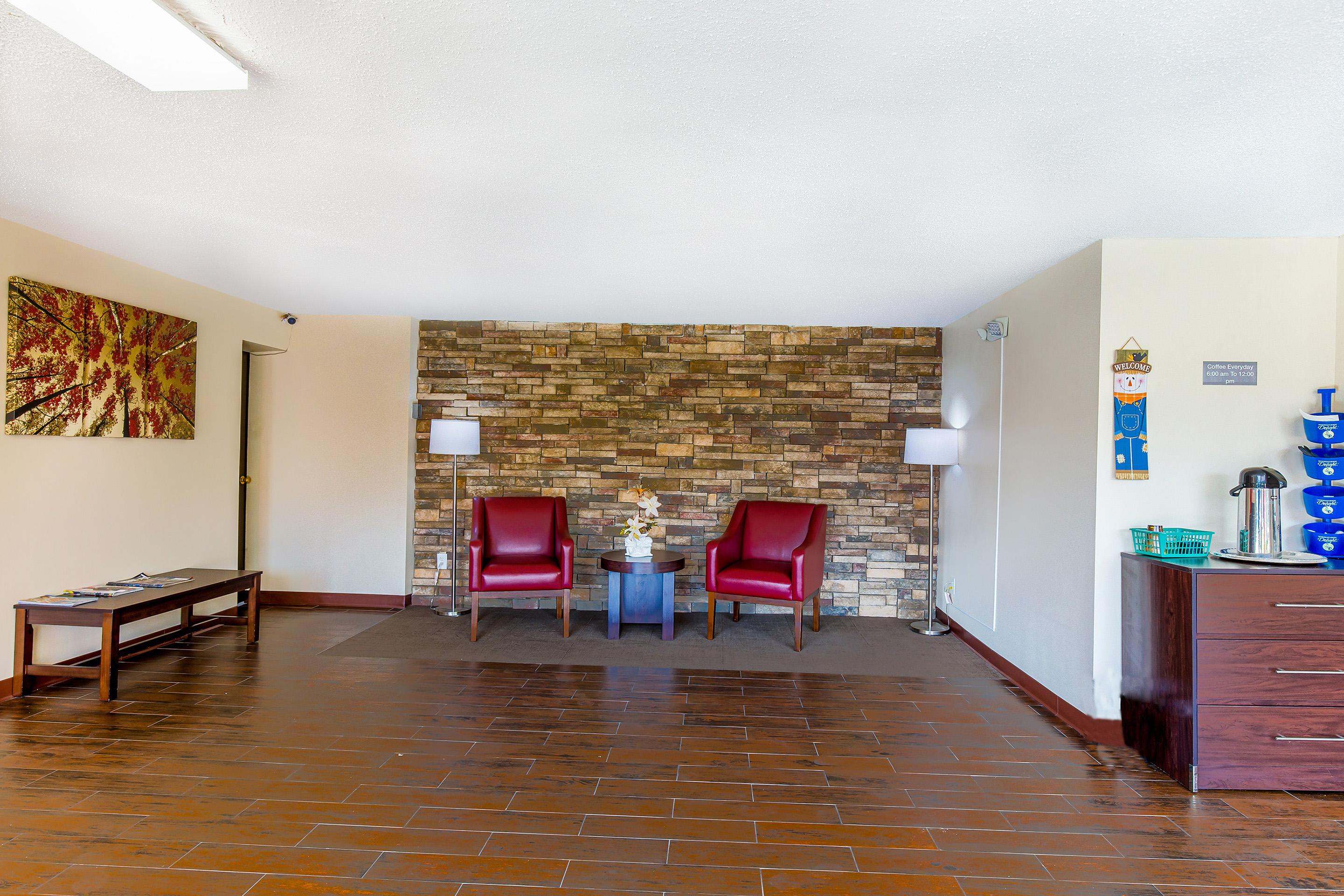 Americas Value Hotel Moline